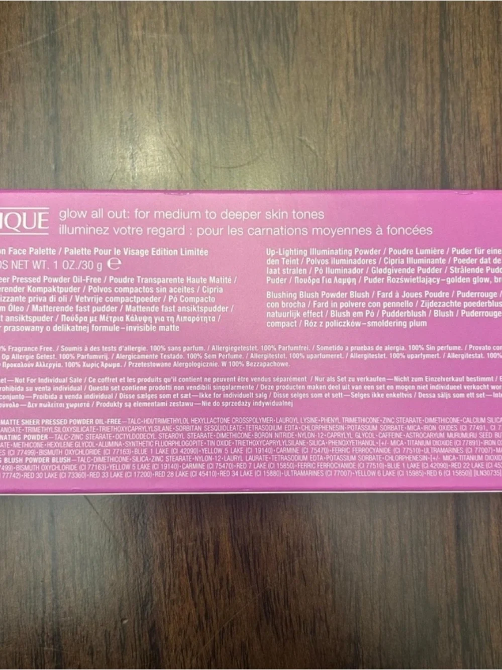 NEW Clinique “Glow all out” face pallet (medium to deeper skin tones)